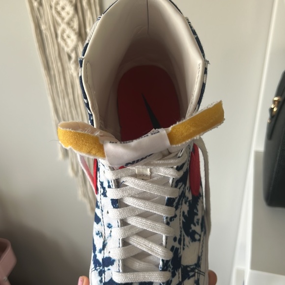 Nike Blazers Mid Vintage Blue Tie -Dye💙🤍 - Picture 5 of 5